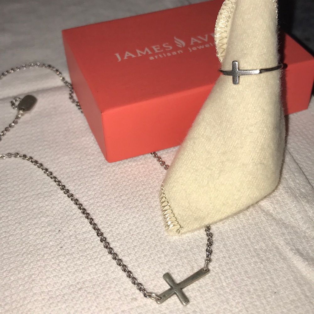 Ring was sold!......James Avery Criss necklace